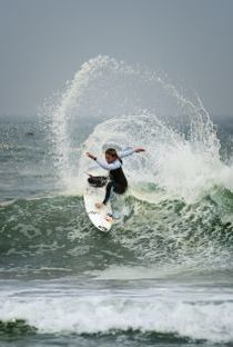Maya Gabeira in Hawaii 2009 - Trailer
