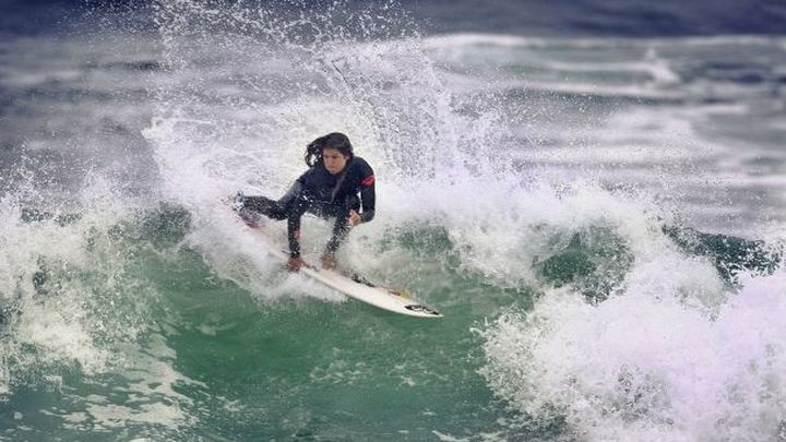 Maya Gabeira in Hawaii 2009 - Trailer